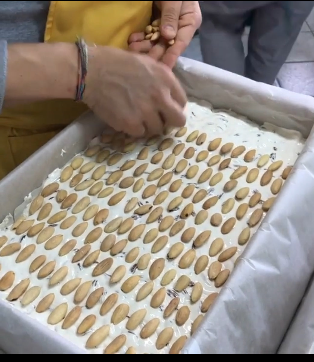 Torrone morbido alle mandorle, formato da 500 grammi