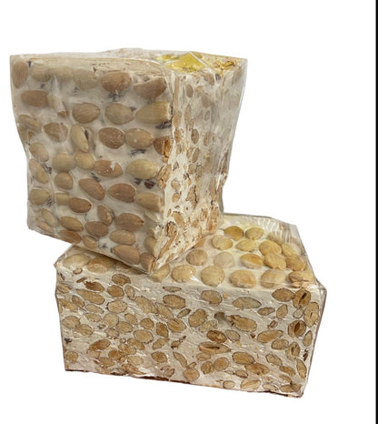 Torrone morbido alle mandorle, formato da 500 grammi